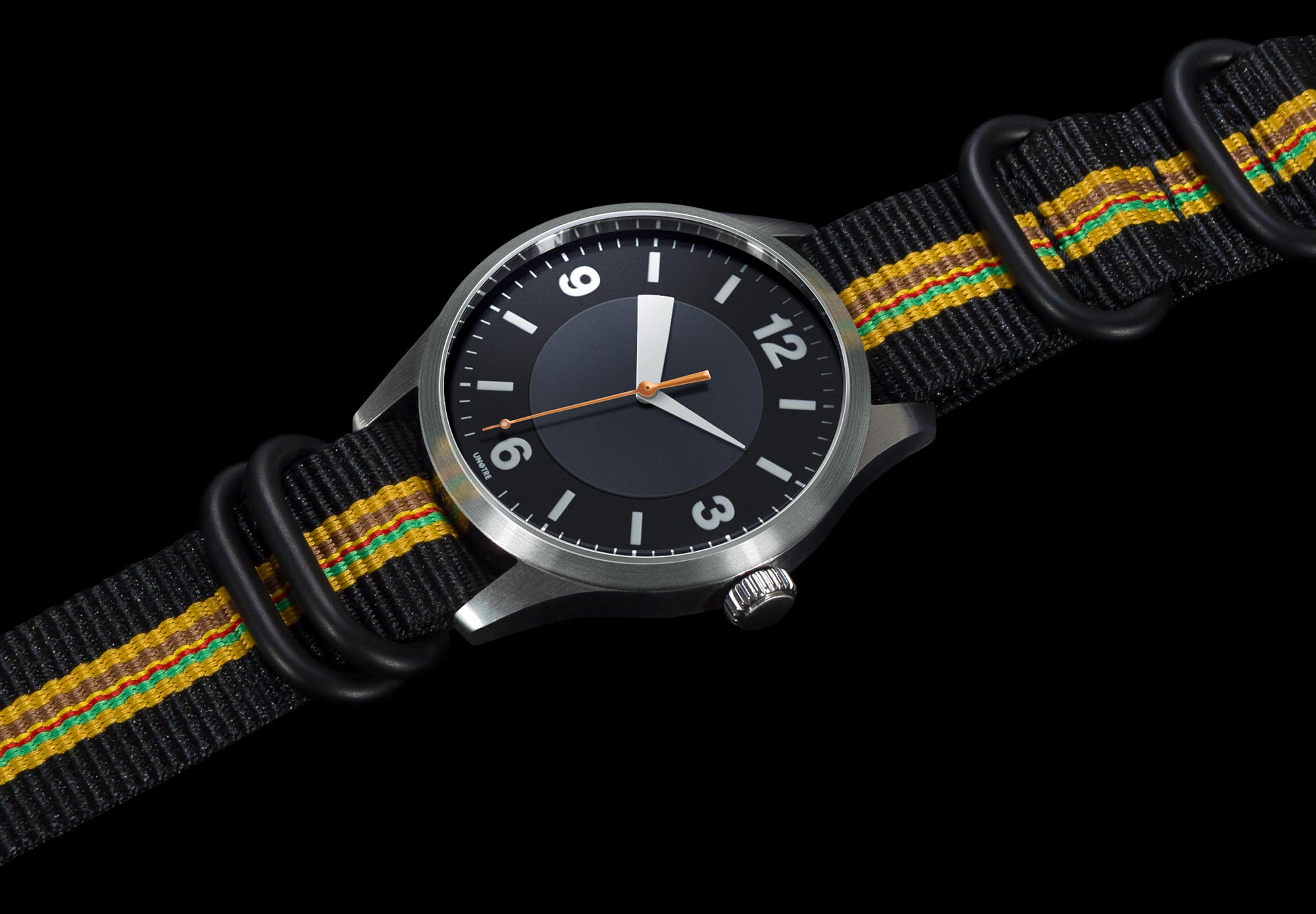 Mechanical watch UNOTRE - Dark Version