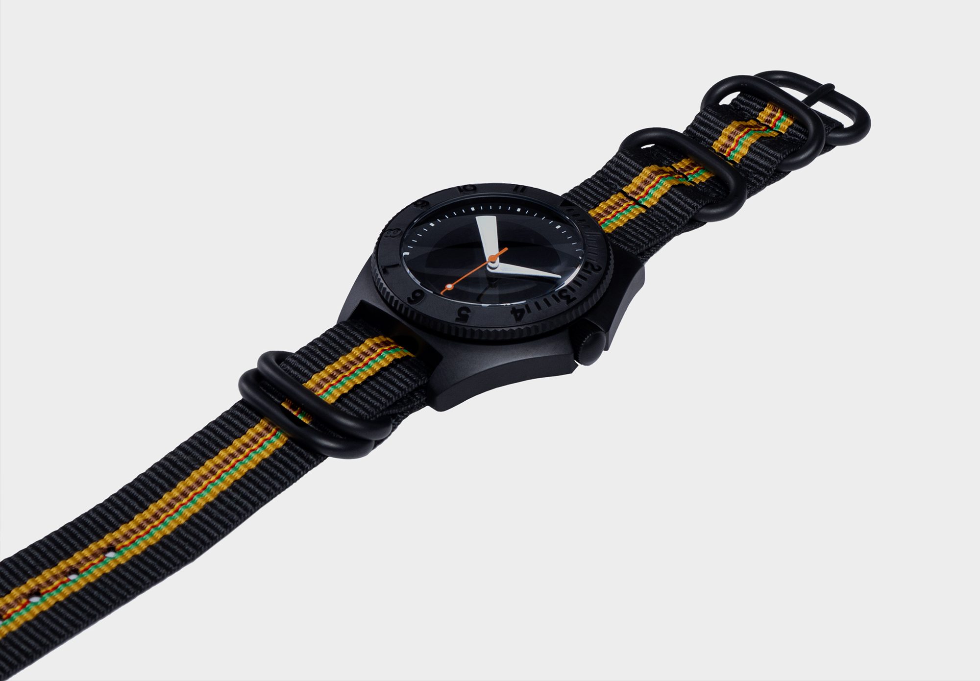 Electronic watch UNOTRE - Versione nera