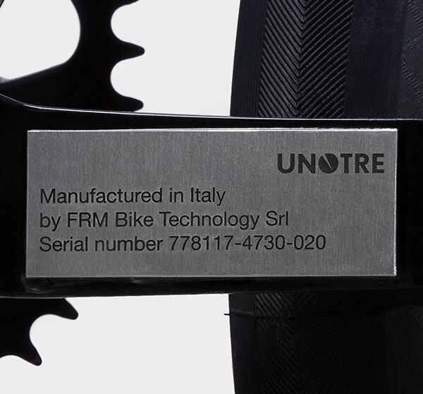 Serial number plate