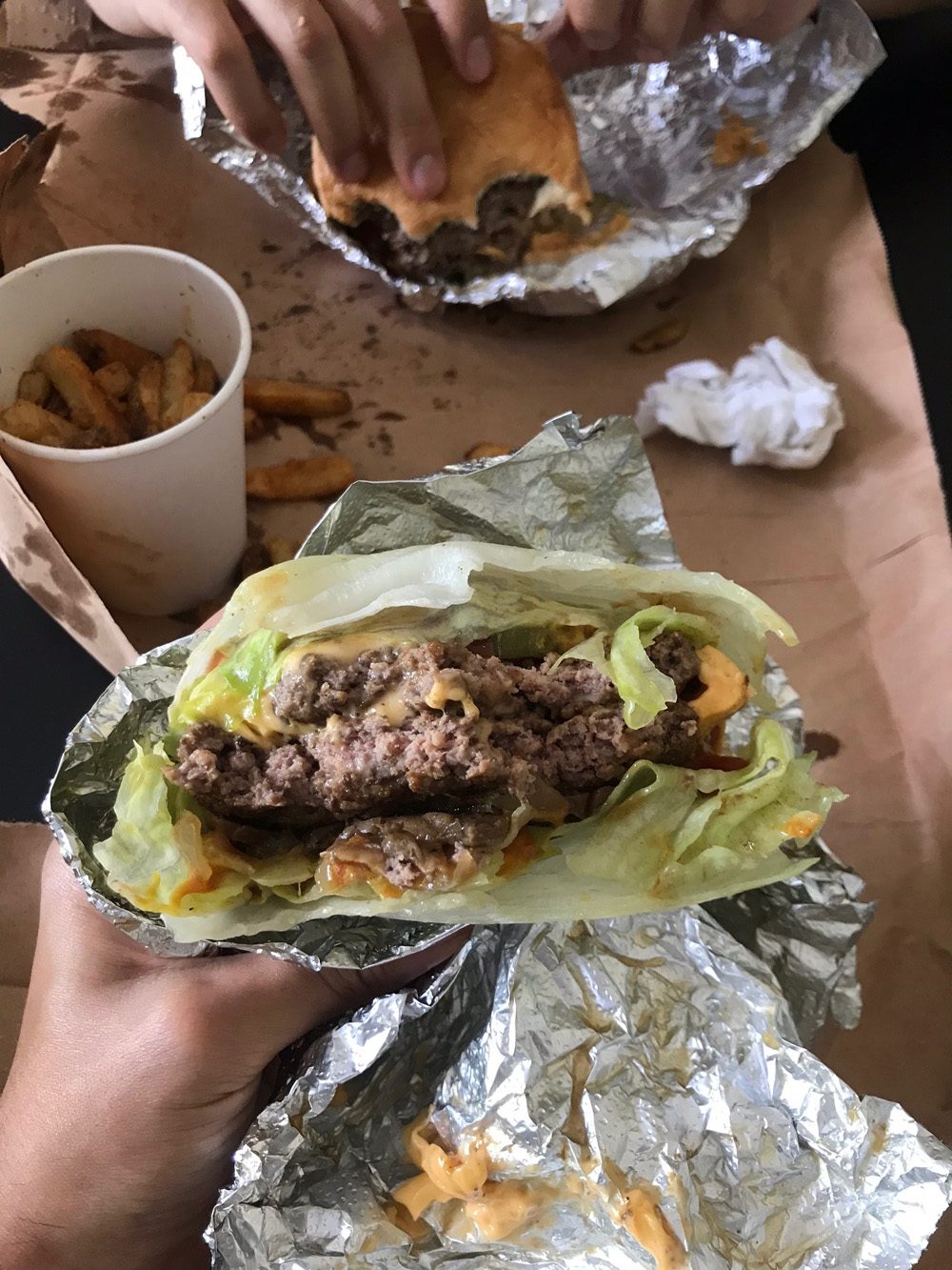 @burgerpicz